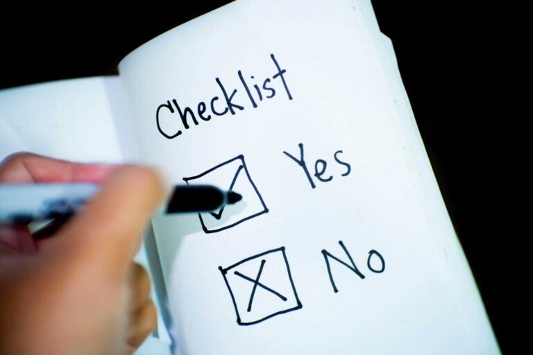 image of checklist for evaluating speech analytics solutions blog post